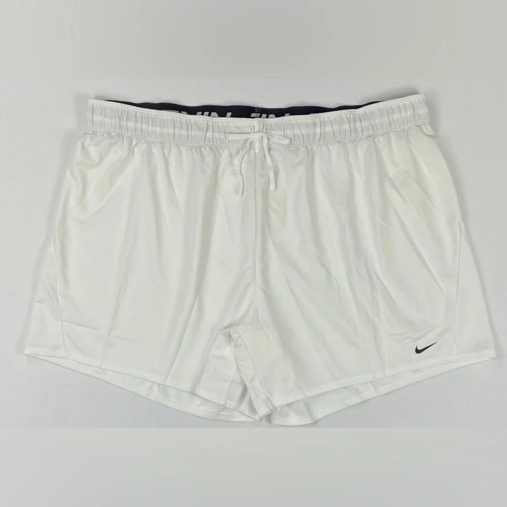 Nike women plus